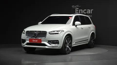 2023 Volvo XC90 B6 Ultimate Bright