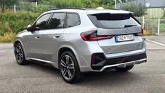 2023 BMW X1 sDrive 18d M Sport, серо-серебристый — фото 2