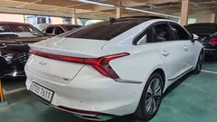 2023 Kia K8 Signature — фото 4
