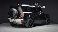 2023 Land Rover Defender 110 D250 SE — фото 2