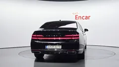 2021 Genesis G90 5.0 AWD, чёрный — фото 4