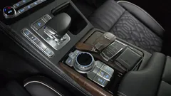 2021 Genesis G90 5.0 AWD, чёрный — фото 9
