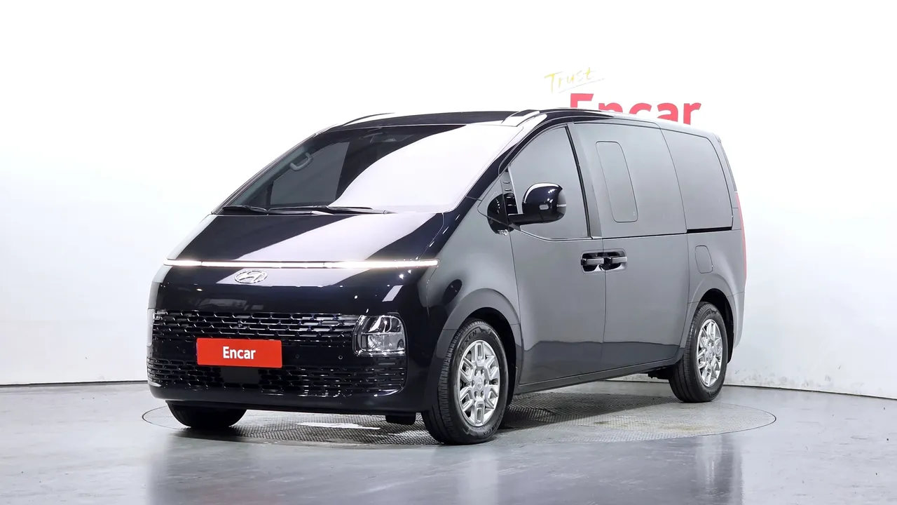 2023 Hyundai Staria Cargo 5-Seater
