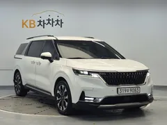 2022 Kia Carnival Diesel 9-Seater Noblesse — фото 4