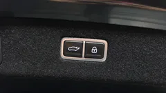 2023 Genesis G90 Gasoline 3.5 Turbo e-S/C AWD — фото 18
