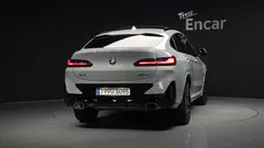 2024 BMW X4 xDrive20i M Sport, светло-серебристый — фото 4