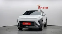 2023 Hyundai Kona Gasoline 1.6 Turbo 2WD, белый — фото 3