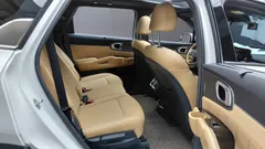 2023 Kia Sorento HEV 1.6 4WD — фото 11