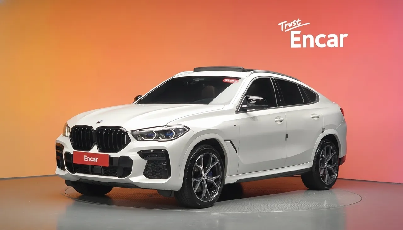 2022 BMW X6 xDrive40i M Sport