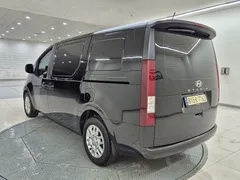 2023 Hyundai Staria Cargo 3-Seater — фото 4