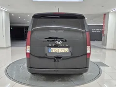 2023 Hyundai Staria Cargo 3-Seater — фото 6