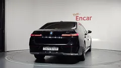 2023 BMW 7-Series 740i sDrive Design Pure Excellence — фото 4