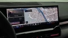 2024 BMW 5-Series 520i, белый — фото 14