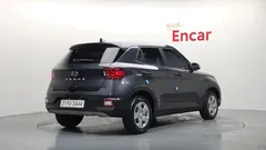 2022 Hyundai Venue 1.6 Smart — фото 2