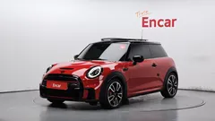 2022 Mini Cooper JCW — фото 1
