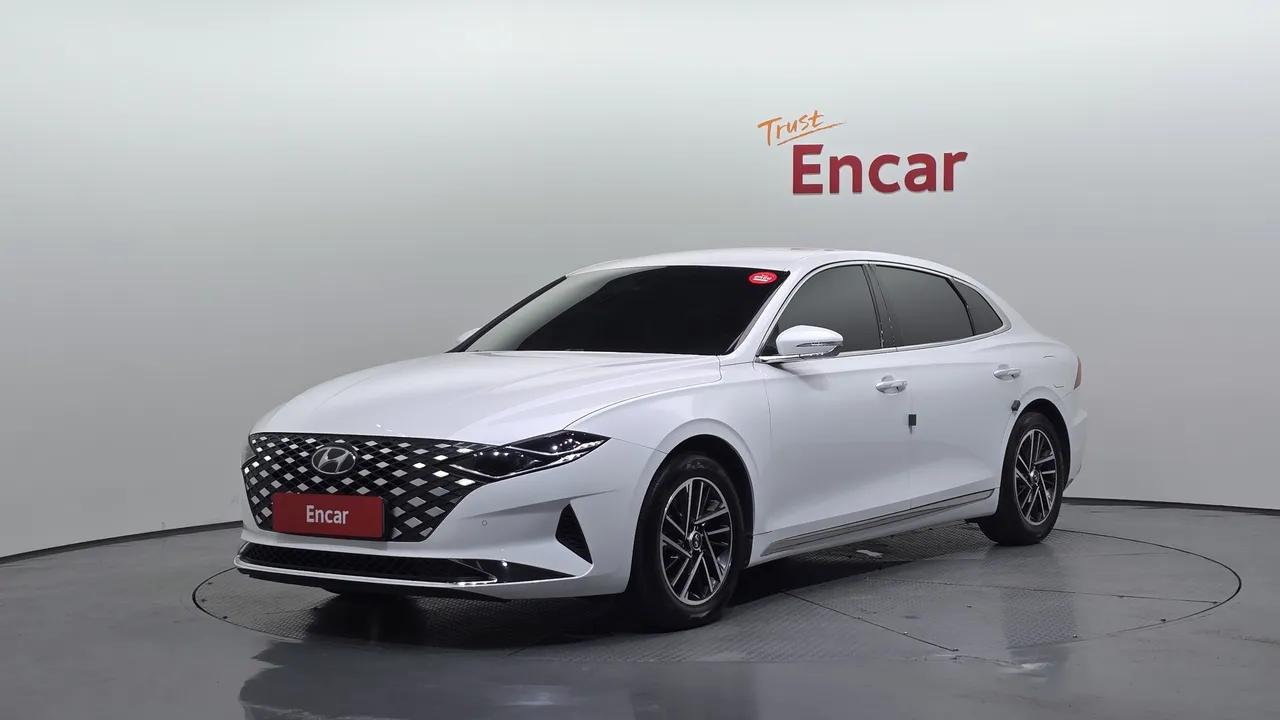 2022 Hyundai Grandeur 3.0 LPi Rent Car