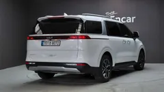 2023 Kia Carnival Gasoline 11-Seater Prestige — фото 2