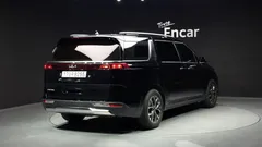 2023 Kia Carnival Diesel 9-Seater Noblesse — фото 2