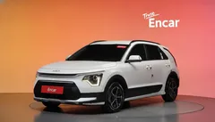 2022 Kia Niro Trendy, белый — фото 1