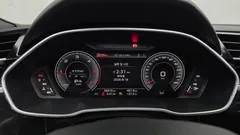 2022 Audi Q3 35 TDI Quattro Premium — фото 8