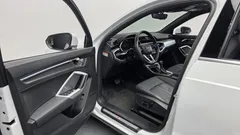 2022 Audi Q3 35 TDI Quattro Premium — фото 10