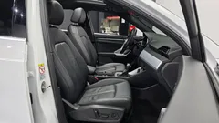 2022 Audi Q3 35 TDI Quattro Premium — фото 11