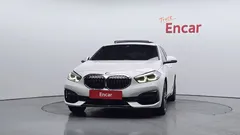 2022 BMW 1-Series 120i Sports — фото 3