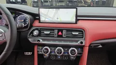 2023 Genesis G70 Gasoline 2.0T 4WD — фото 14