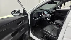 2023 Hyundai Kona Inspiration, белый — фото 10