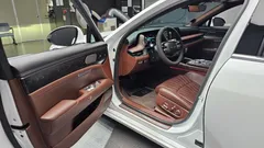 2023 Genesis G90 Gasoline 3.5 Turbo AWD — фото 10