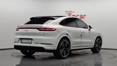 2023 Porsche Cayenne 3.0 COUPE PLATINUM EDITION — фото 2