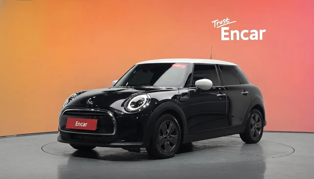 2023 Mini Cooper 5Door Classic