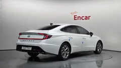 2022 Hyundai Sonata 2.0 — фото 2