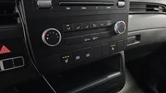 2022 Hyundai Staria Cargo 5-Seater — фото 18