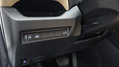 2022 Toyota RAV4 2.5 2WD Hybrid, белый — фото 14