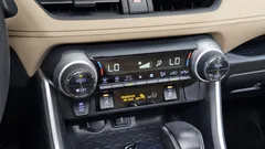 2022 Toyota RAV4 2.5 2WD Hybrid, белый — фото 19