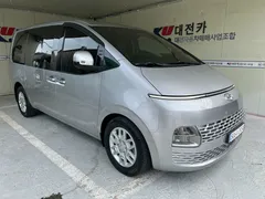 2022 Hyundai Staria Cargo 5-Seater — фото 11
