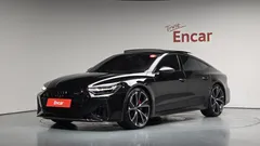 2022 Audi RS7 4.0 TFSI Quattro, чёрный — фото 1