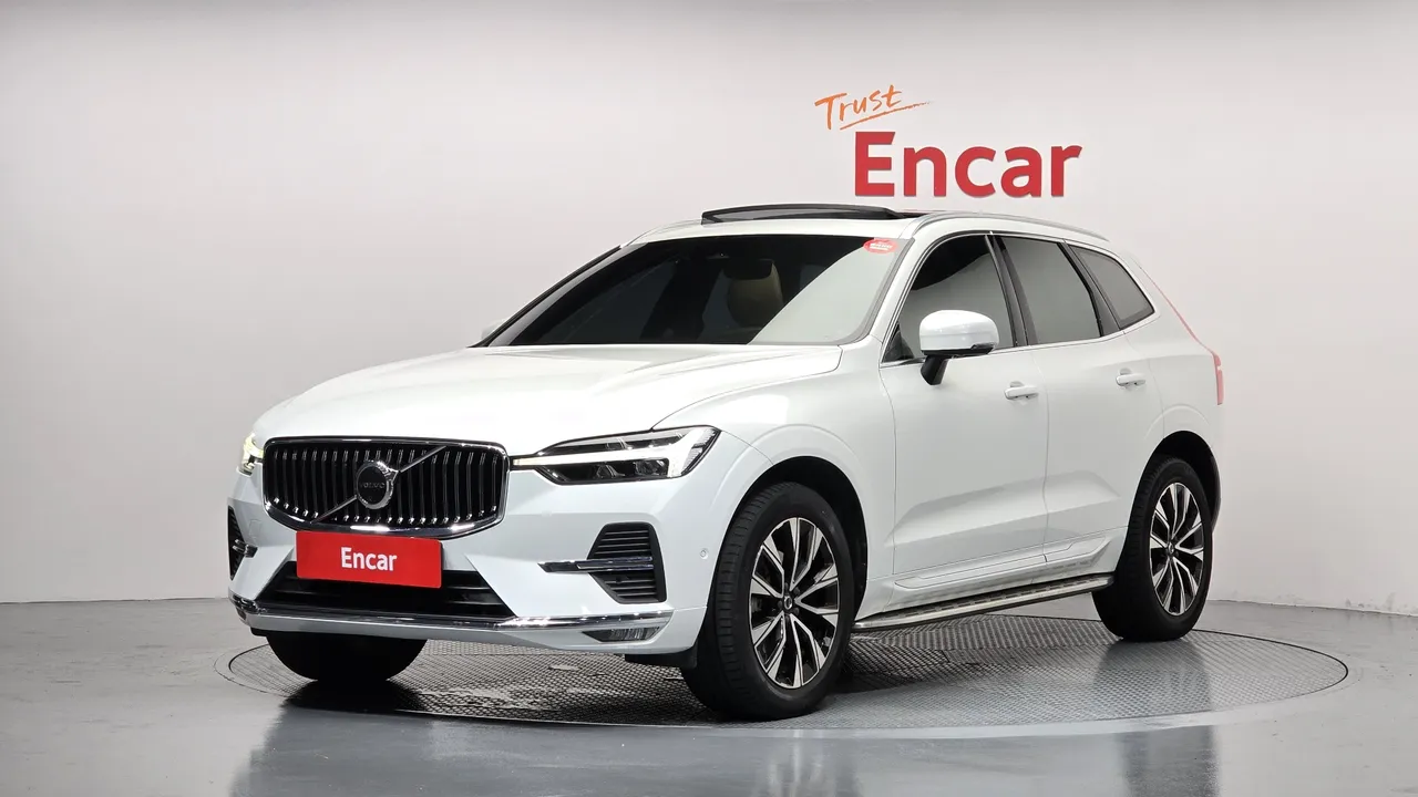 2023 Volvo XC60 B5 Ultimate Bright