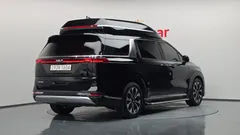 2023 Kia Carnival Gasoline 9-Seater Hi-Limousine — фото 2