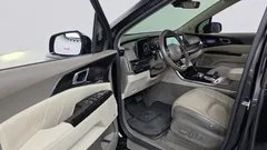 2023 Kia Carnival Gasoline 9-Seater Hi-Limousine — фото 10