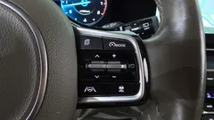 2023 Kia Carnival Gasoline 9-Seater Hi-Limousine — фото 17
