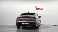2022 Hyundai Sonata 2.0, серо-серебристый — фото 4