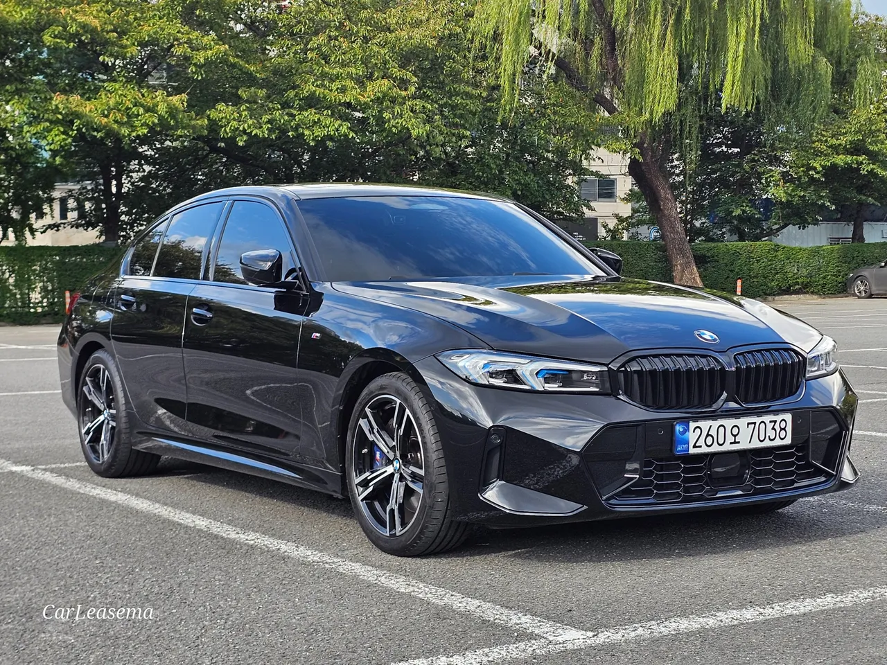 2023 BMW 3-Series 320i M Sport