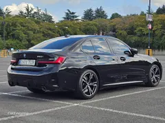 2023 BMW 3-Series 320i M Sport — фото 4