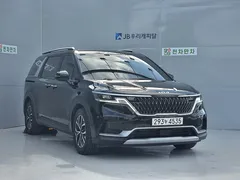 2023 Kia Carnival Diesel 9-Seater Prestige — фото 2