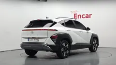 2023 Hyundai Kona Inspiration, белый — фото 2