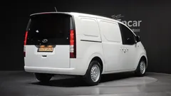 2022 Hyundai Staria Cargo 3-Seater — фото 2