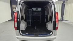 2022 Hyundai Staria Cargo 3-Seater — фото 16