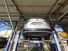 2022 Toyota Sienna 2.5 Hybrid 2WD, серебристый — фото 2